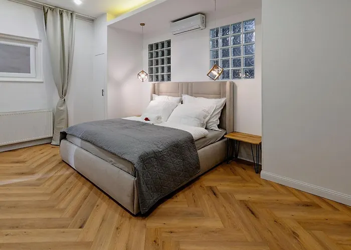 Pedestrian Apartment, The Location Apartament Budapesta